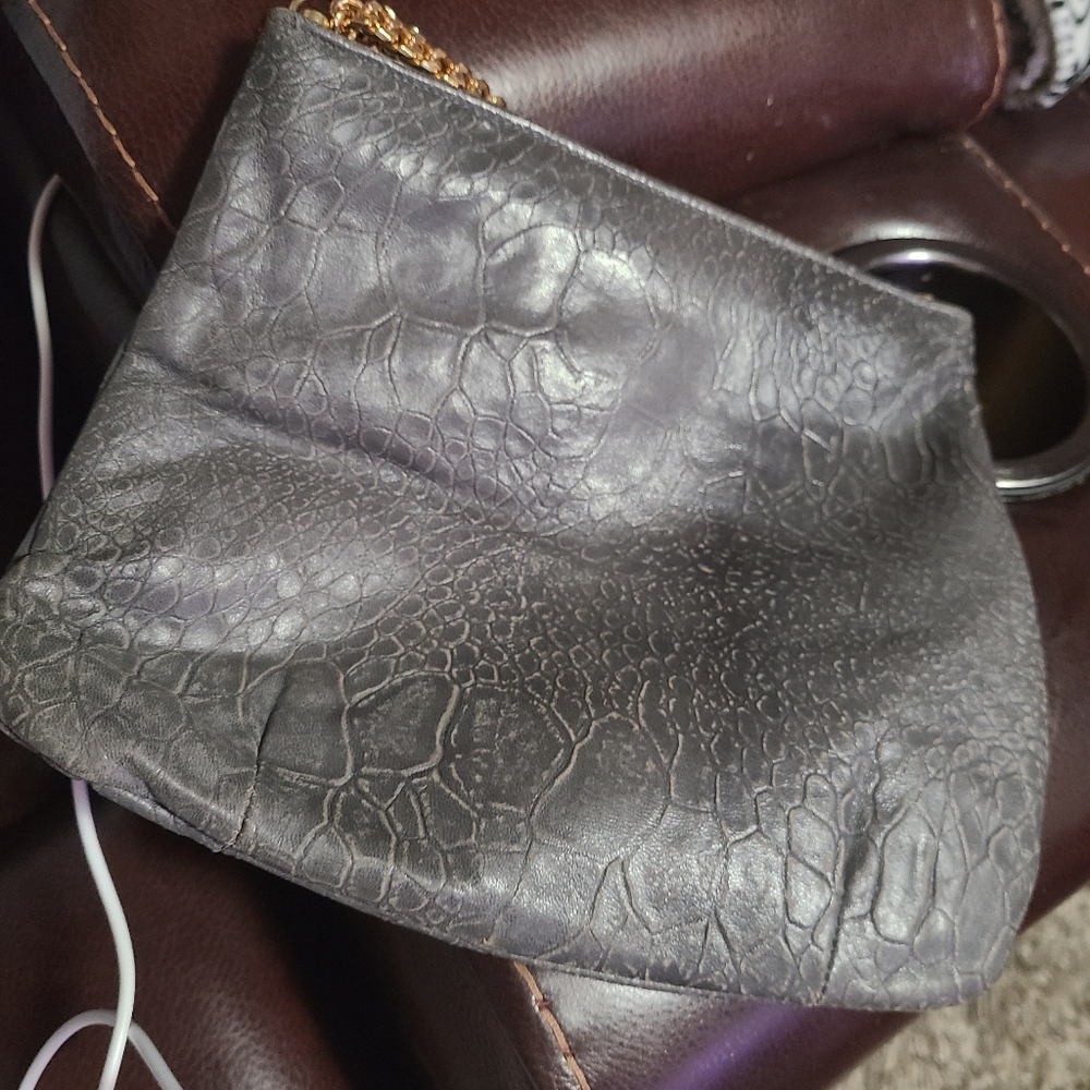 Ruth Saltz Purse View 4
